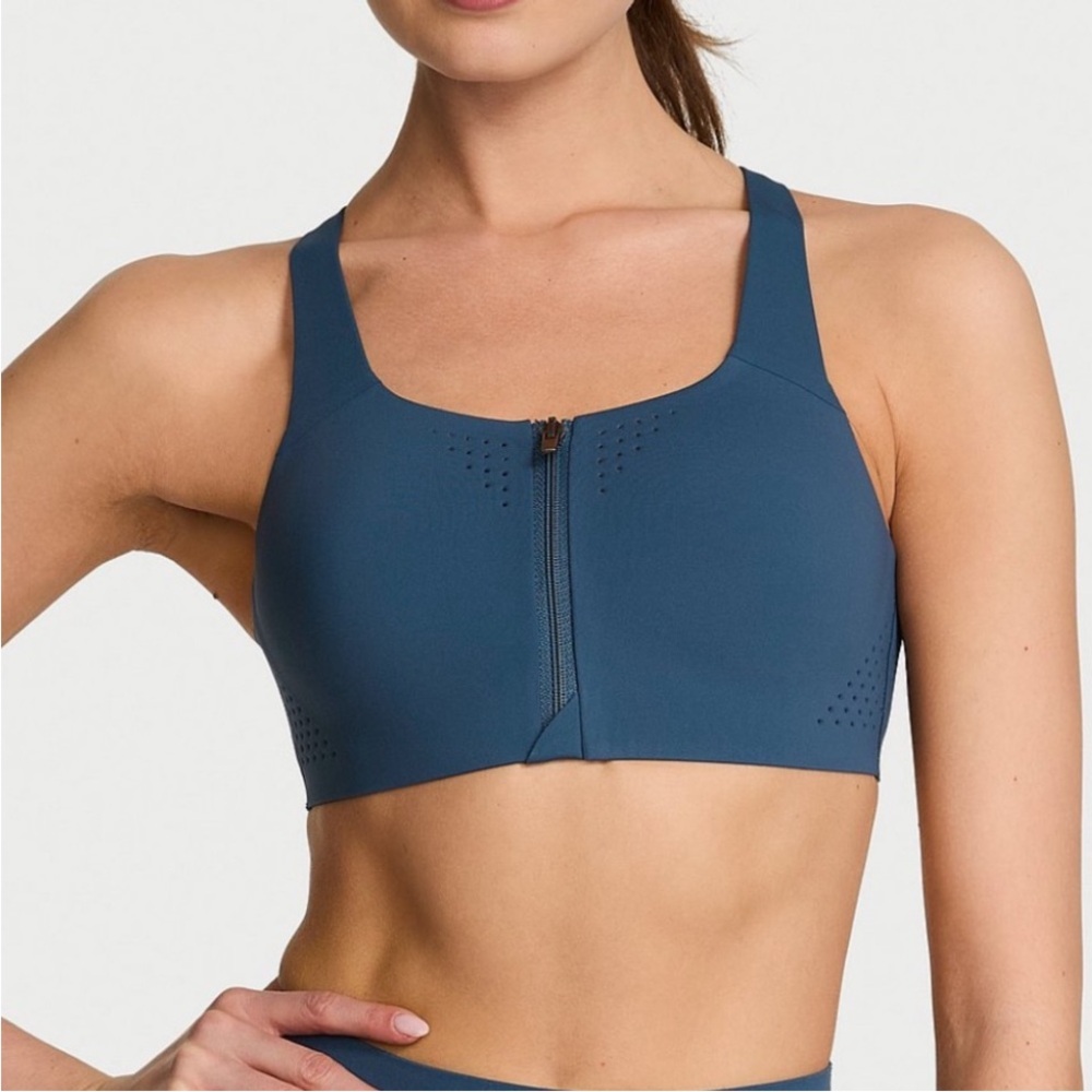 VSX Featherweight Max™ Front-Close Sports Bra - Midnight Sea 38D